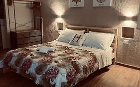 Infiniti noi home